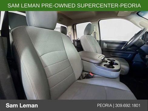 Used 2017 RAM 1500 Express AWD/4WD image 25