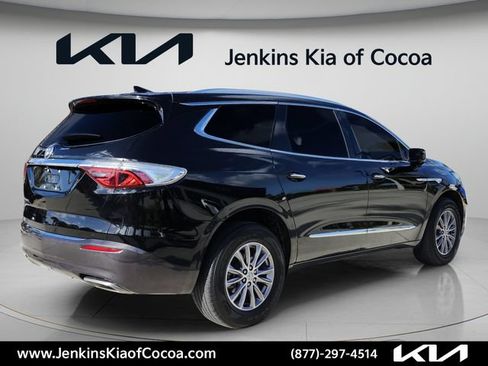 Used 2023 Buick Enclave Essence w/ Trailering Package, 5000 lbs. FWD image 3
