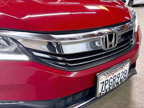 Used 2016 Honda Accord Sport image 31