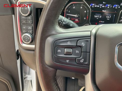 Used 2023 GMC Sierra 2500 Denali w/ Denali Ultimate Package image 11