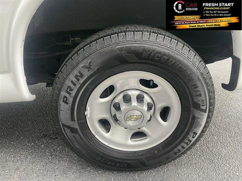 Used 2021 Chevrolet Express 2500 Extended w/ Driver Convenience Package RWD image 23