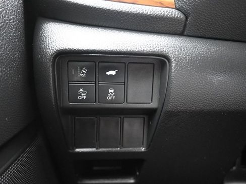 Used 2018 Honda CR-V Touring image 27