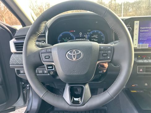 New 2026 Toyota Camry XLE image 22