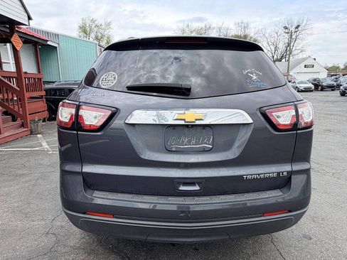 Used 2014 Chevrolet Traverse LS image 4