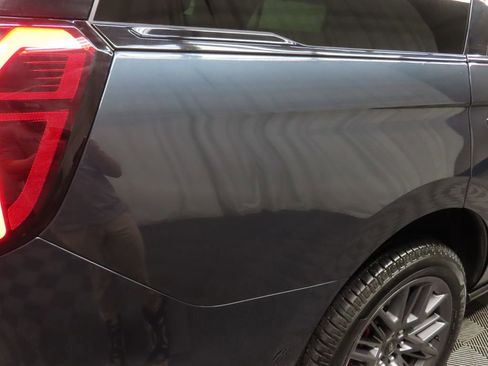 Used 2025 Ford Expedition Platinum w/ Stealth Performance Package AWD/4WD image 42
