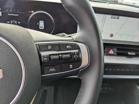 Used 2023 Kia Sportage SX image 29