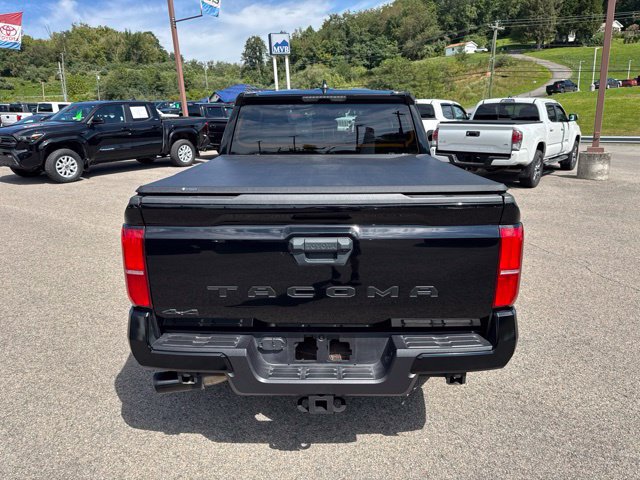 Used 2024 Toyota Tacoma TRD Off-Road AWD/4WD image 19