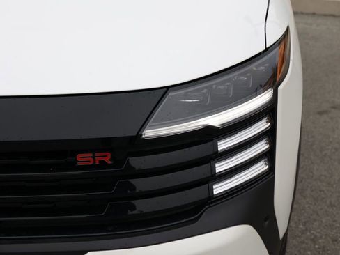 New 2026 Nissan Kicks SR FWD image 10