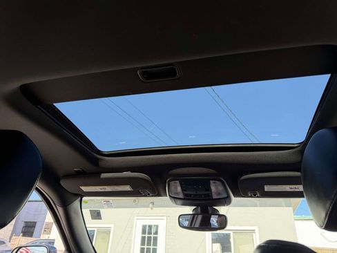 Used 2022 Dodge Durango R/T w/ Blacktop Package image 18