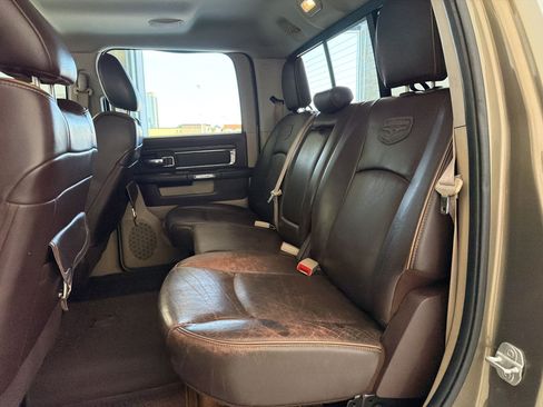 Used 2014 RAM 2500 Longhorn w/ Convenience Group AWD/4WD image 24