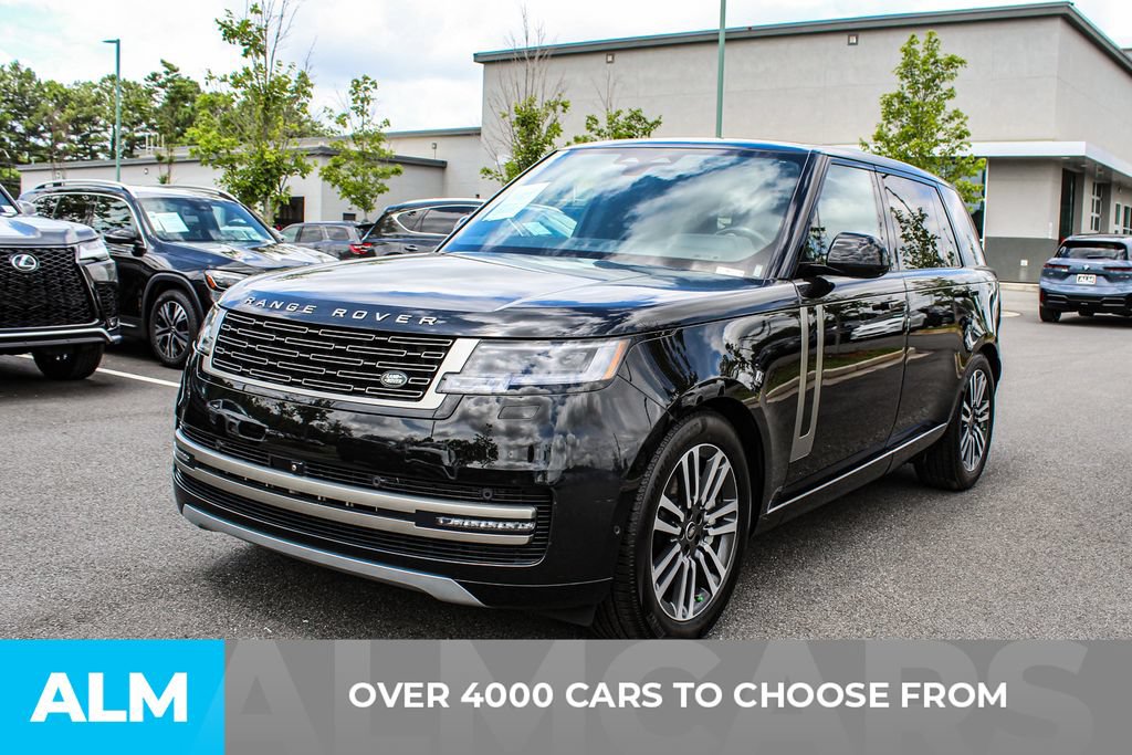 Used 2025 Land Rover Range Rover Long Wheelbase SE AWD/4WD image 2