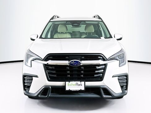 Used 2023 Subaru Ascent Premium w/ Convenience Package AWD/4WD image 2
