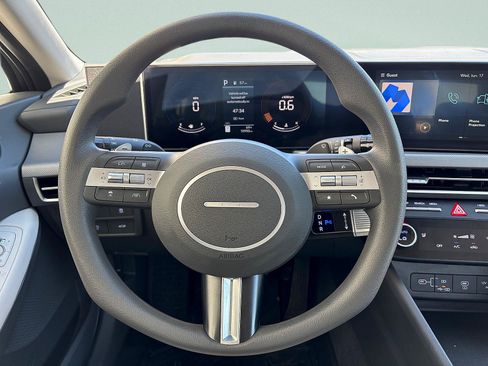 Used 2025 Hyundai Sonata SEL FWD image 16