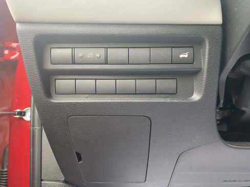 Used 2023 Mitsubishi Outlander SEL image 7