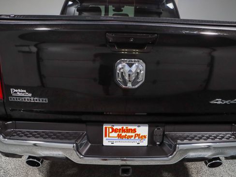 Used 2022 RAM 1500 Big Horn AWD/4WD image 9