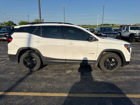 Used 2023 GMC Terrain AT4 w/ Infotainment Package II AWD/4WD image 2