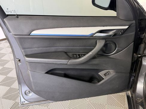Used 2020 BMW X1 xDrive28i w/ Premium Package image 12