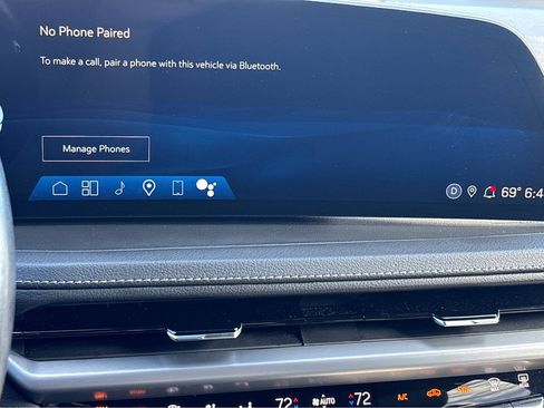 Certified 2024 Cadillac XT4 Premium Luxury image 9