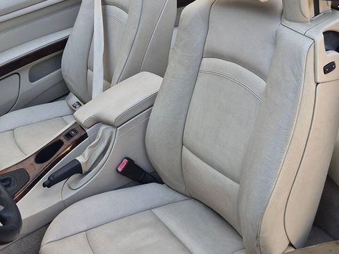 Used 2010 BMW 328i Convertible RWD image 36