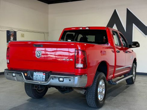 Used 2015 RAM 2500 Tradesman w/ Chrome Appearance Group AWD/4WD image 6