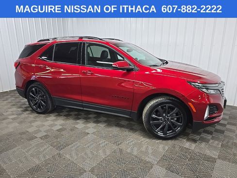 Used 2023 Chevrolet Equinox RS w/ RS Leather Package AWD/4WD image 1