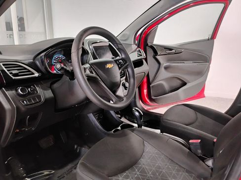 Used 2021 Chevrolet Spark LT FWD image 16