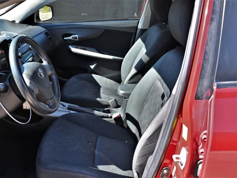 Used 2010 Toyota Corolla S image 8