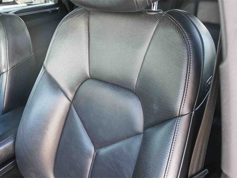 Used 2017 Porsche Macan S image 30