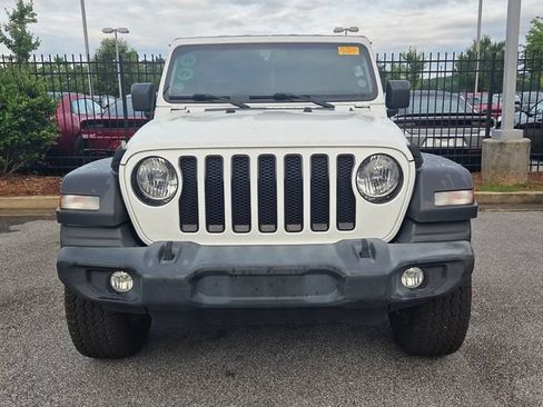 Used 2020 Jeep Wrangler Unlimited Sport AWD/4WD image 2