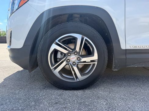 Used 2021 GMC Terrain SLT w/ Infotainment Package II AWD/4WD image 35