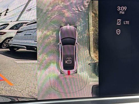 Used 2022 Porsche Panamera RWD image 33