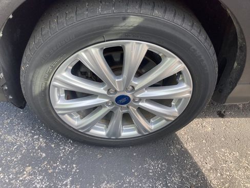 Used 2019 Ford Escape SEL AWD/4WD image 31