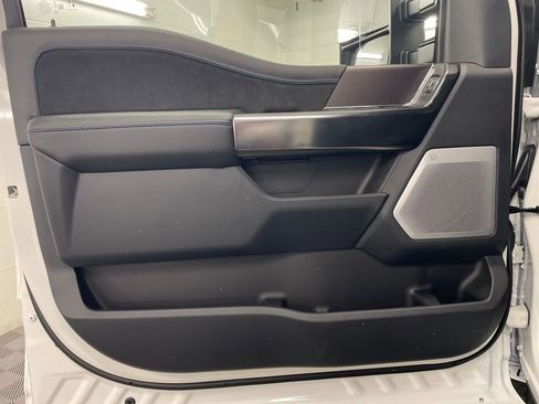 New 2026 Ford F250 Platinum image 16