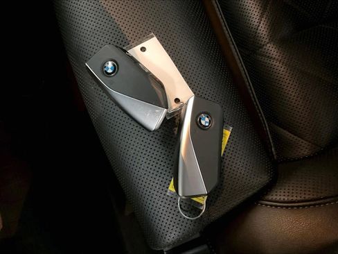 Used 2024 BMW X5 xDrive40i w/ Premium Package image 13