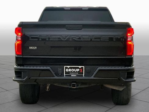 Certified 2024 Chevrolet Silverado 1500 Custom Trail Boss w/ Turbomax Blackout Package AWD/4WD image 5