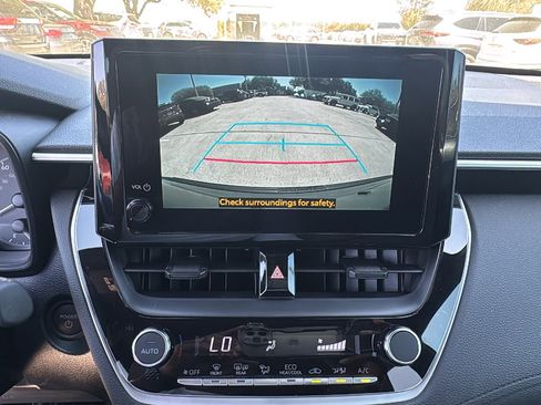 Used 2024 Toyota Corolla Cross AWD Hybrid image 18