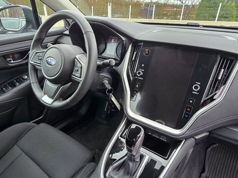 Used 2025 Subaru Legacy Premium image 11