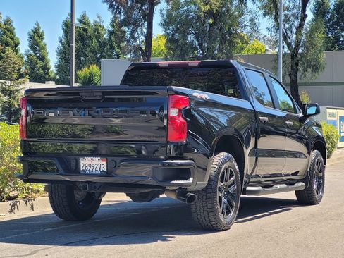Used 2023 Chevrolet Silverado 1500 Custom w/ LPO, Dark Essentials Package AWD/4WD image 4