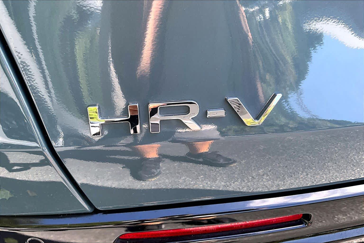 Used 2024 Honda HR-V EX-L image 10