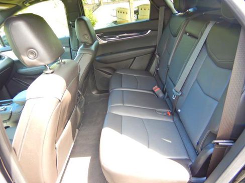 Used 2023 Cadillac XT5 Premium Luxury w/ Technology Package AWD/4WD image 14