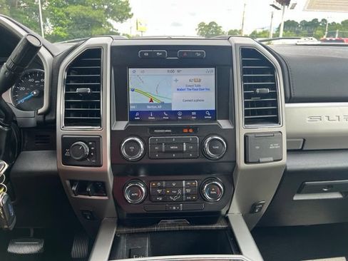 Used 2021 Ford F250 Lariat w/ Chrome Package AWD/4WD image 13