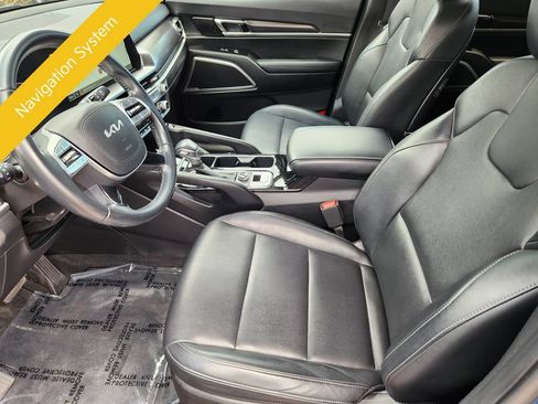 Certified 2023 Kia Telluride S w/ S Sunroof Package AWD/4WD image 9