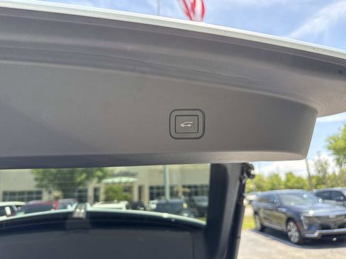 Used 2024 Cadillac Lyriq Sport AWD/4WD image 13