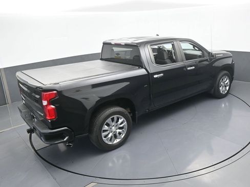 Used 2020 Chevrolet Silverado 1500 Custom w/ Custom Value Package image 45