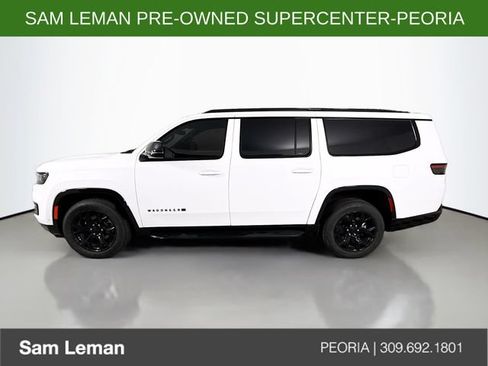 Used 2024 Jeep Wagoneer L Series II AWD/4WD image 4