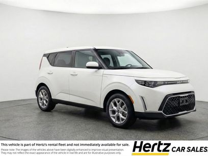 Used 2025 Kia Soul LX w/ LX Technology Package