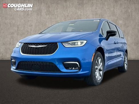 New 2026 Chrysler Pacifica Select image 4