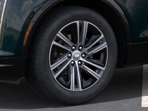 New 2025 Cadillac Lyriq Luxury image 9