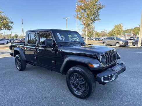 New 2025 Jeep Gladiator Sport AWD/4WD image 1