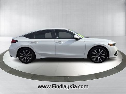 Used 2024 Honda Civic EX-L image 5